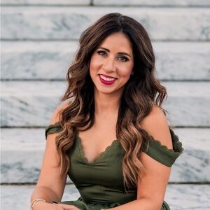 Meet your Posher, Becki